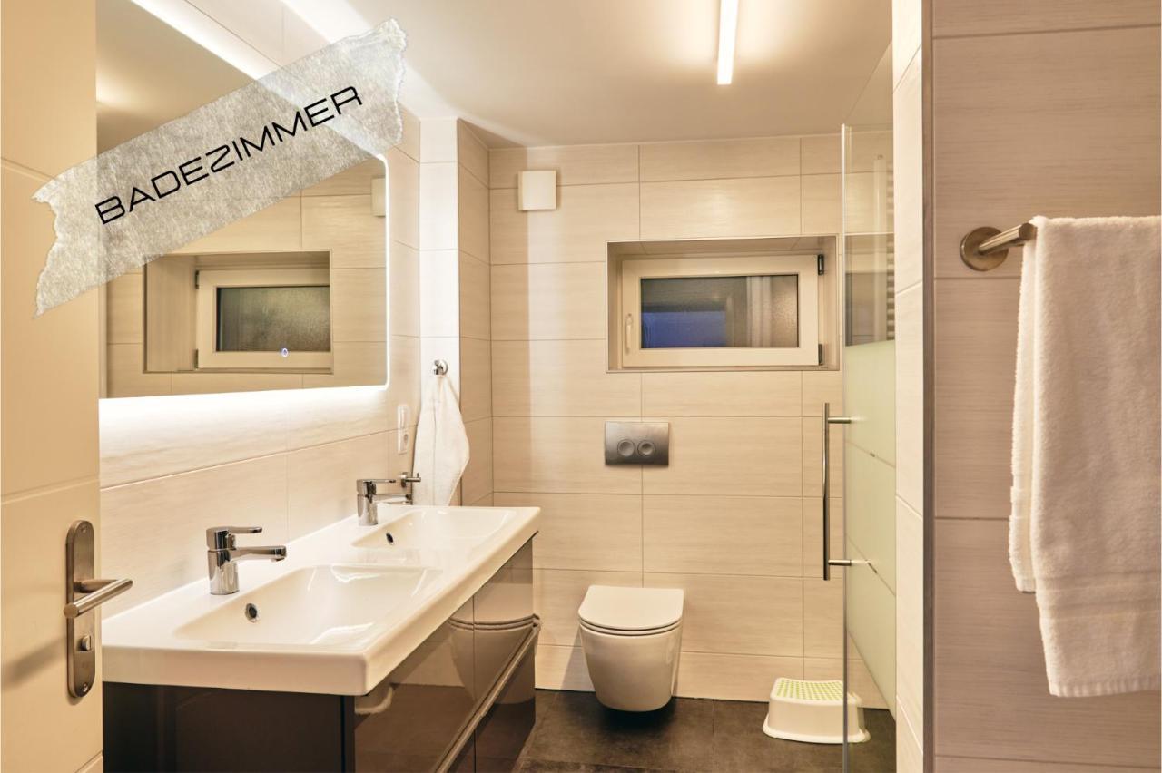Grosszuegige Ferienwohnung Mit Terrasse Büsum Esterno foto
